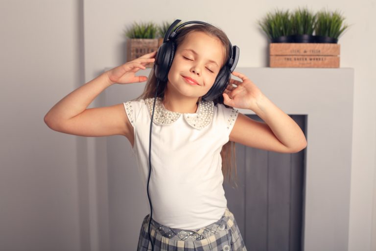 ​אילו שירים מתאימים למצגת בת מצווה